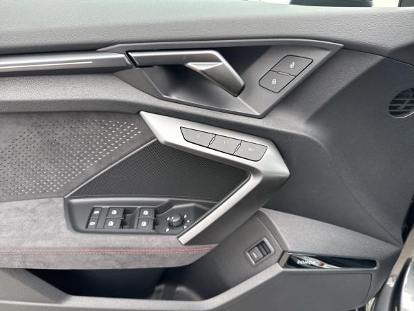 Audi RS3 RS 3 Sportback S tr, Vmax280 PANO RS-Abgas HUD