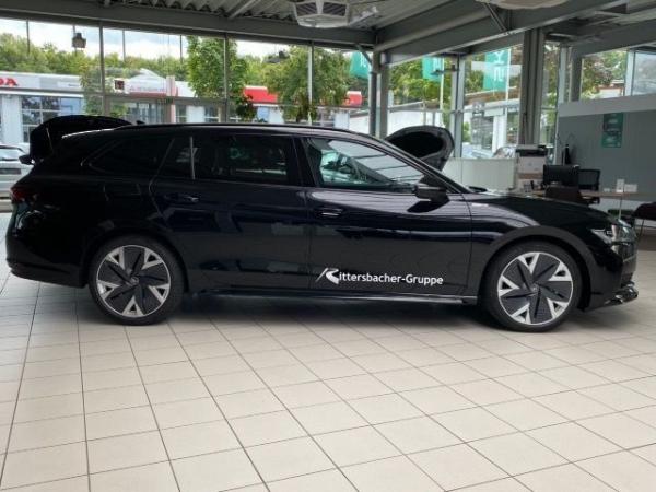 Skoda Superb Combi Sportline 2,0 TDI 7-Gang-DSG 4x4 sofort verfügbar