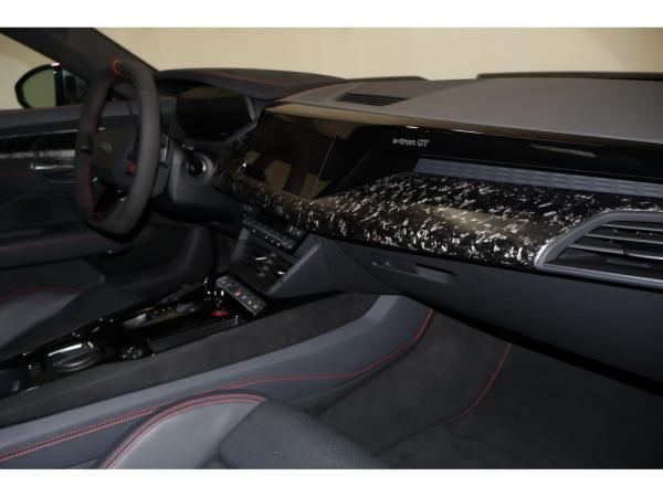 Audi RS e-tron GT performance quattro*UPE209*Keramik*Laser*Carbon*Aktivfahr Audi RS e-tron GT performance quattro*UPE209*Keramik*Laser*Carbon*Aktivfahr