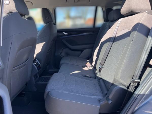 Skoda Kodiaq 2.0 TDI DSG 4x4 SELECTION +AHK +MATRIX +ACC +RKAM +VIRTUAL +NAVI +APP +