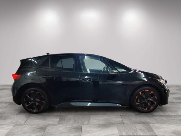 Cupra Born eBoost Schalensitze/ACC/Sitzhz/RFK/02.30Garantie