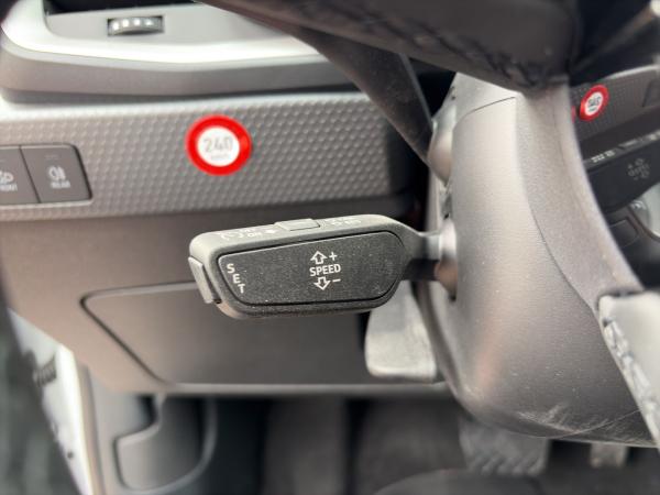 Audi A1 Sportback 30 TFSI S-LINE 8-FACH BEREIFT