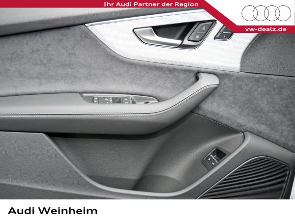 Audi Q7 SUV S line TFSI e quattro tiptronic