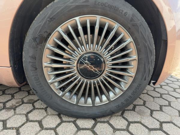 Fiat 500e Icon CCS Tempomat Klimaautomatik Carplay