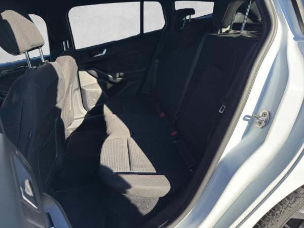 Ford Focus ST-Line Turnier Automatik Sportpaket Navi