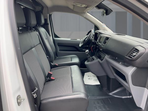 Opel Vivaro 1.5 D M Edition Rampe Kamera Teilleder