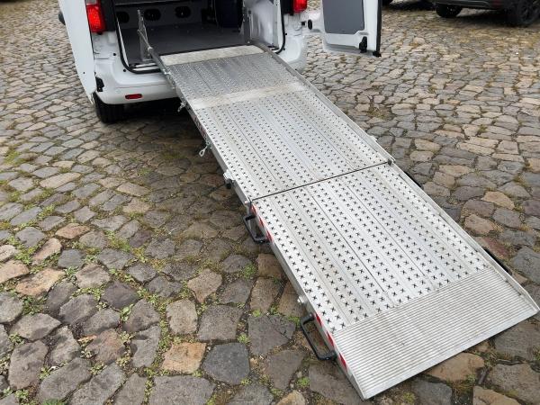 Opel Vivaro 1.5 D M Edition Rampe Kamera Teilleder