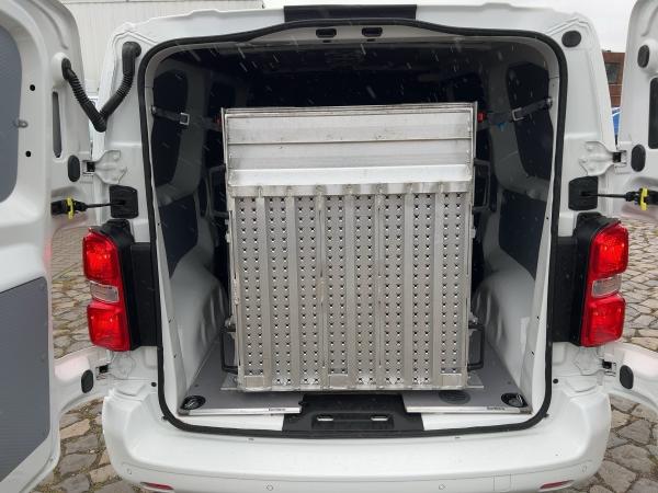 Opel Vivaro 1.5 D M Edition Rampe Kamera Teilleder