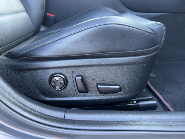 Kia Stinger GT V6 T-GDI 4WD H&K Navi Kamera Sitzklim Kia Stinger GT V6 T-GDI 4WD H&K Navi Kamera Sitzklim