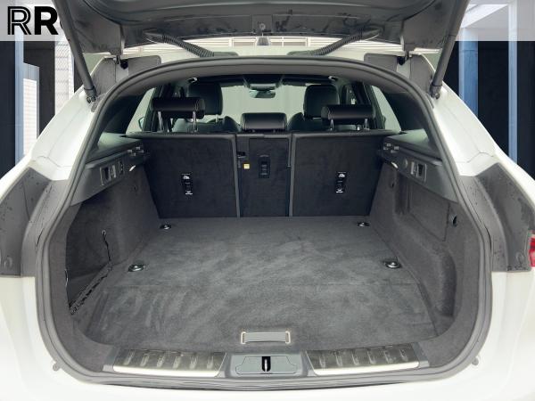 Jaguar F-Pace P400e R-Dynamic SE AWD Hybrid