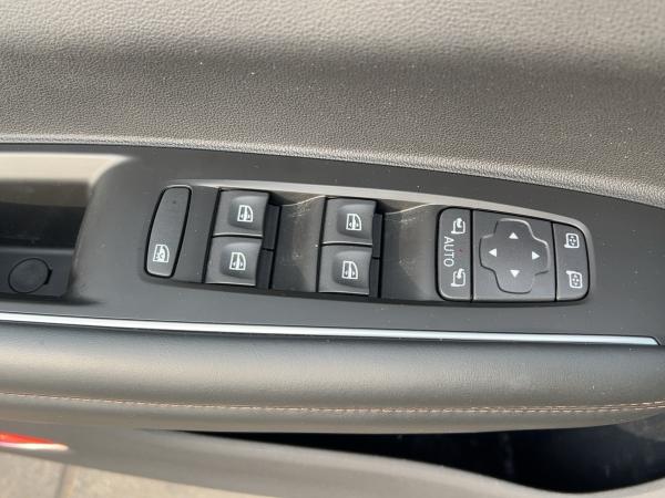 Renault Koleos 1.3 TCE 160 Initiale Paris