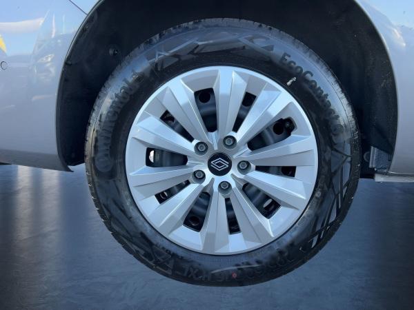 Renault Grand Kangoo 1.3 TCe 130 Techno 7. Sitzplätze