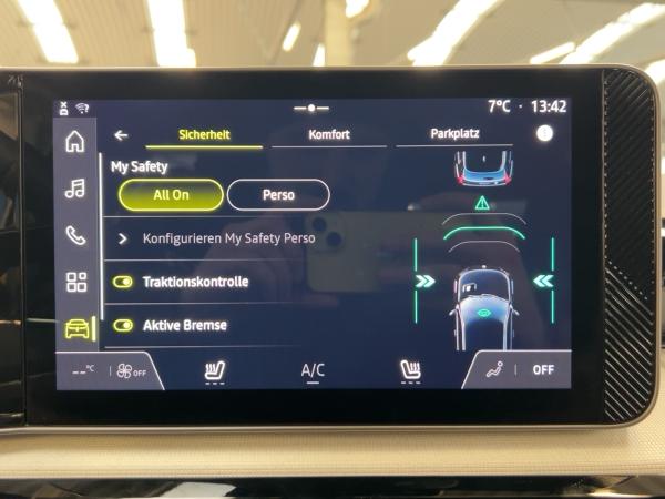 Renault 5 RE-TECH Evolution 120 Urban Range KAMERA