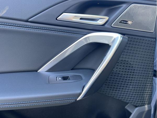 BMW X1 xDrive23i Aut. M Sportpaket , 5-türig