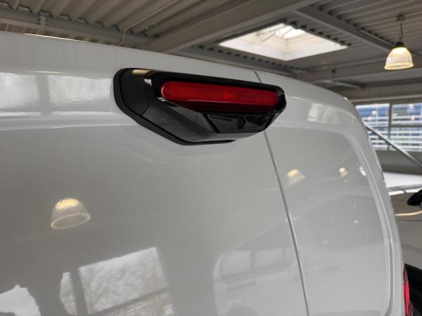 Peugeot Partner M PRO SKILL Diesel 130 Automatik