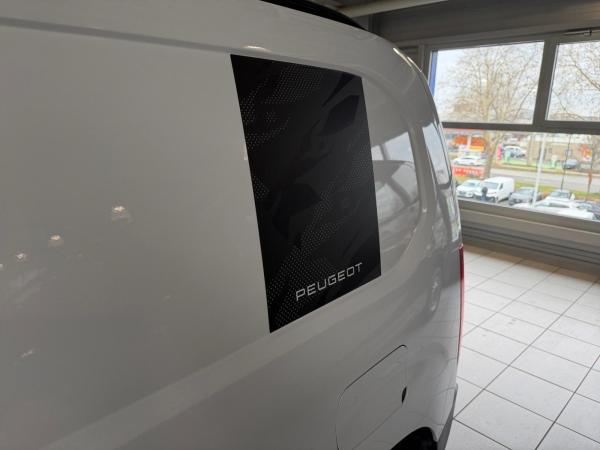 Peugeot Partner M PRO SKILL Diesel 130 Automatik