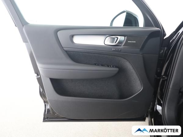 Volvo XC40 B3 Plus Black Edition sofort verfügbar! Markötter Gütersloh