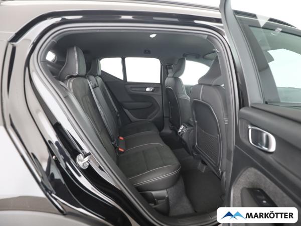 Volvo XC40 B3 Plus Black Edition sofort verfügbar! Markötter Gütersloh