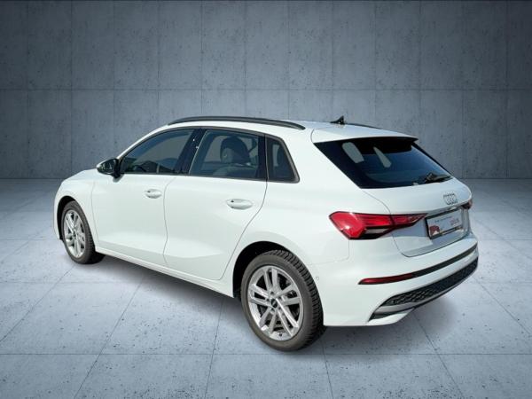 Audi A3 Sportback 30 TDI Schaltgetriebe LED ACC 17