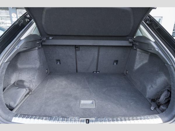 Audi Q3 35 TFSI S-tronic advanced AHK/Kamera/Navi plus/LED/Smartphone Inter