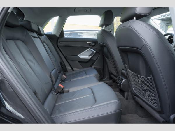 Audi Q3 35 TFSI S-tronic advanced AHK/Kamera/Navi plus/LED/Smartphone Inter