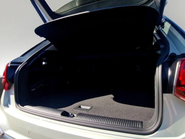 Audi Q2 advanced 35TDI AHK LED NAVI R-KAM SHZ 5J.GAR.