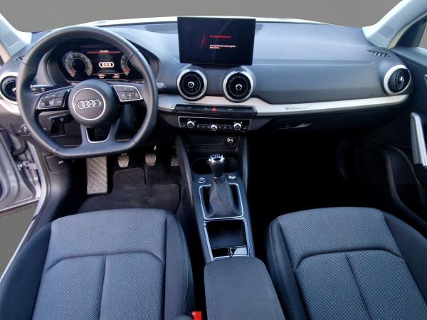 Audi Q2 advanced Black 30 TFSI LED NAVI R-KAM 5J.GAR.