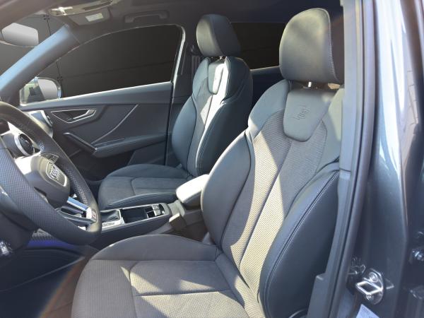 Audi Q2 S line 35 TDI quattro / COMPETITION / NAVI / MATRIX / PANO / SONOS / ASSISTENZPAKETAHK /