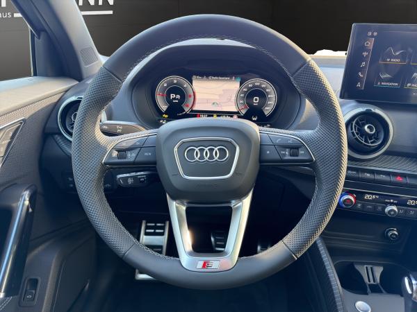 Audi Q2 S line 35 TDI quattro / COMPETITION / NAVI / MATRIX / PANO / SONOS / ASSISTENZPAKETAHK /