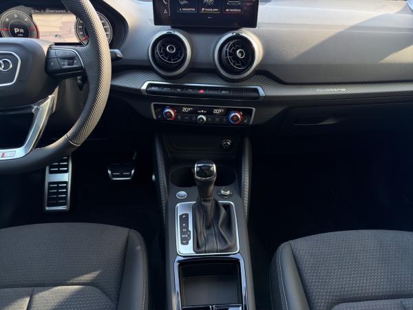 Audi Q2 S line 35 TDI quattro / COMPETITION / NAVI / MATRIX / PANO / SONOS / ASSISTENZPAKETAHK /