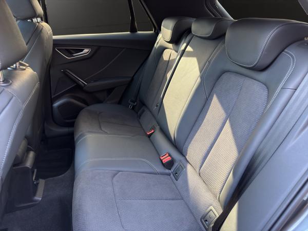 Audi Q2 S line 35 TDI quattro / COMPETITION / NAVI / MATRIX / PANO / SONOS / ASSISTENZPAKETAHK /