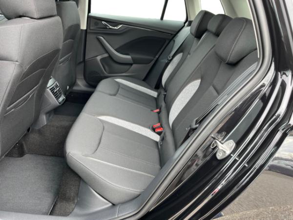 Skoda Kamiq Tour 1.0 TSI 6-Gang Schalter - FESTPREIS - LED SHZ PDCv/h FSE GRA Kessy