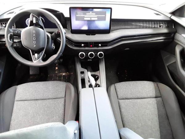 Skoda Superb Combi Essence 1.5 TSI 110kW DSG - LED ACC Rear View Virtual Cockpit DAB Navi Einparkhilfe LM