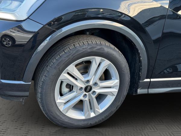 Audi Q2 35 TDI S tronic advanced NAVI+LED