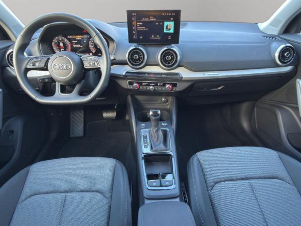 Audi Q2 35 TDI S tronic advanced NAVI+LED