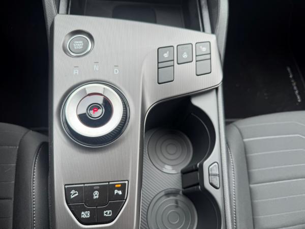 Kia Sportage 1.6 CRDi Spirit DCT SP DWD