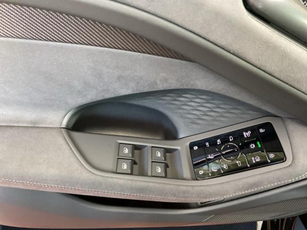 Audi A6 Avant edition one e-hybrid qu. S tr. Luft PANO