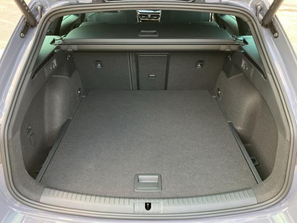 Cupra Leon Sportstourer VZ 2.0 TSI 245 kW (333 PS) 7-Gang-DSG 4Drive, LAGERAKTION März!!