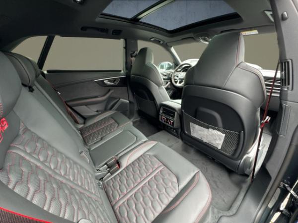 Audi RS Q8 performance TFSI quattro ⇒ exclusive Lack ⇒ 305 km/h max ⇒ HUD ⇒ Standheizung Audi RS Q8 performance TFSI quattro ⇒ exclusive Lack ⇒ 305 km/h max ⇒ HUD ⇒ Standheizung