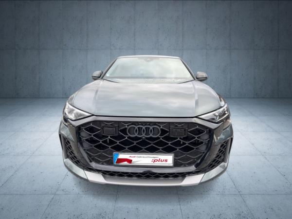 Audi RS Q8 performance TFSI quattro ⇒ exclusive Lack ⇒ 305 km/h max ⇒ HUD ⇒ Standheizung Audi RS Q8 performance TFSI quattro ⇒ exclusive Lack ⇒ 305 km/h max ⇒ HUD ⇒ Standheizung