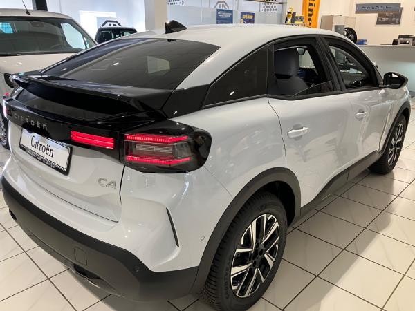 Citroën C4 1.2 PureTech 130 Max ACC+LED+Navi+SHZ+2xKlima