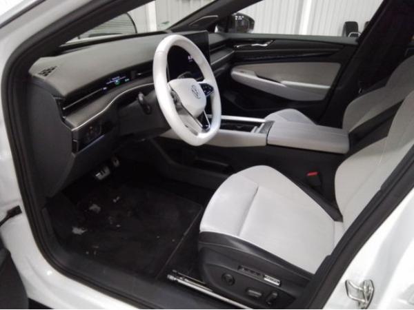 Volkswagen ID.7 Tourer Pro +CCS+WÄRMEPUMPE+AHK+360°+MASSAGE+