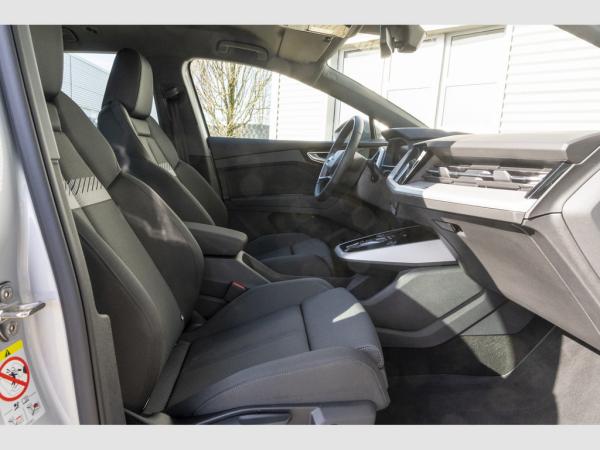 Audi Q4 e-tron 45 advanced quattro LED|NaviPlus|Kamera|Augm-Real-HUD