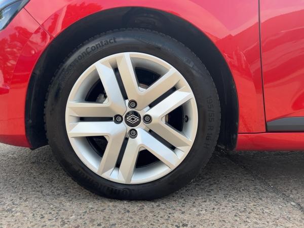 Renault Clio 5 EVOLUTION TCE 90