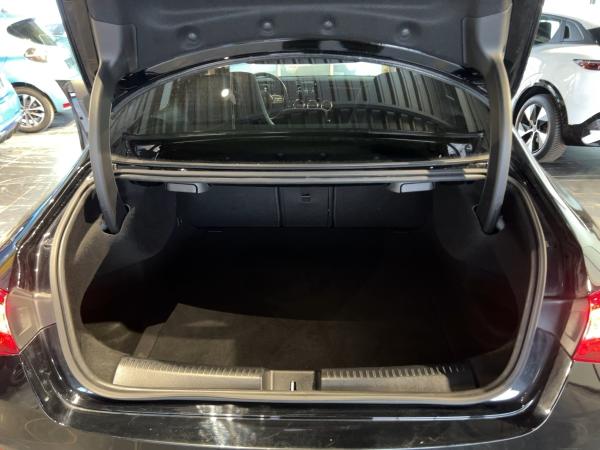 Mercedes-Benz CLA 180 d AMG Line Alcantara Sitzheizung Navi