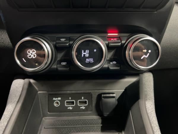 Renault ZOE EXPERIENCE R135 50kWh CCS NAVIGATION