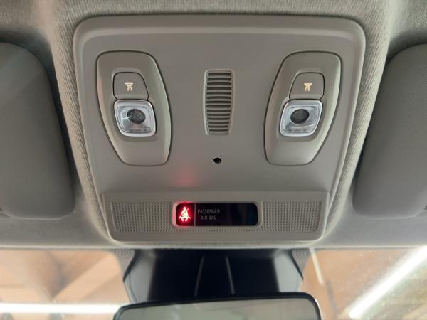 Renault ZOE EXPERIENCE R135 50kWh CCS NAVIGATION