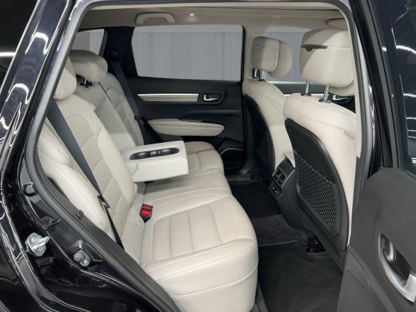 Renault Koleos INITIALE PARIS 4x4 dCi 185 X-Tronic Renault Koleos INITIALE PARIS 4x4 dCi 185 X-Tronic