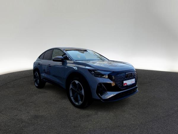 Audi Q4 e-tron Sportback 45 qu S-Line edition AHK PANO Audi Q4 e-tron Sportback 45 qu S-Line edition AHK PANO