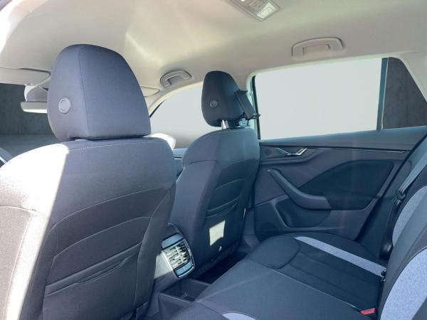 Skoda Kamiq Selection 1,0 DSG ACC MATRIX NAVI SHZ PDC *GEWERBE*